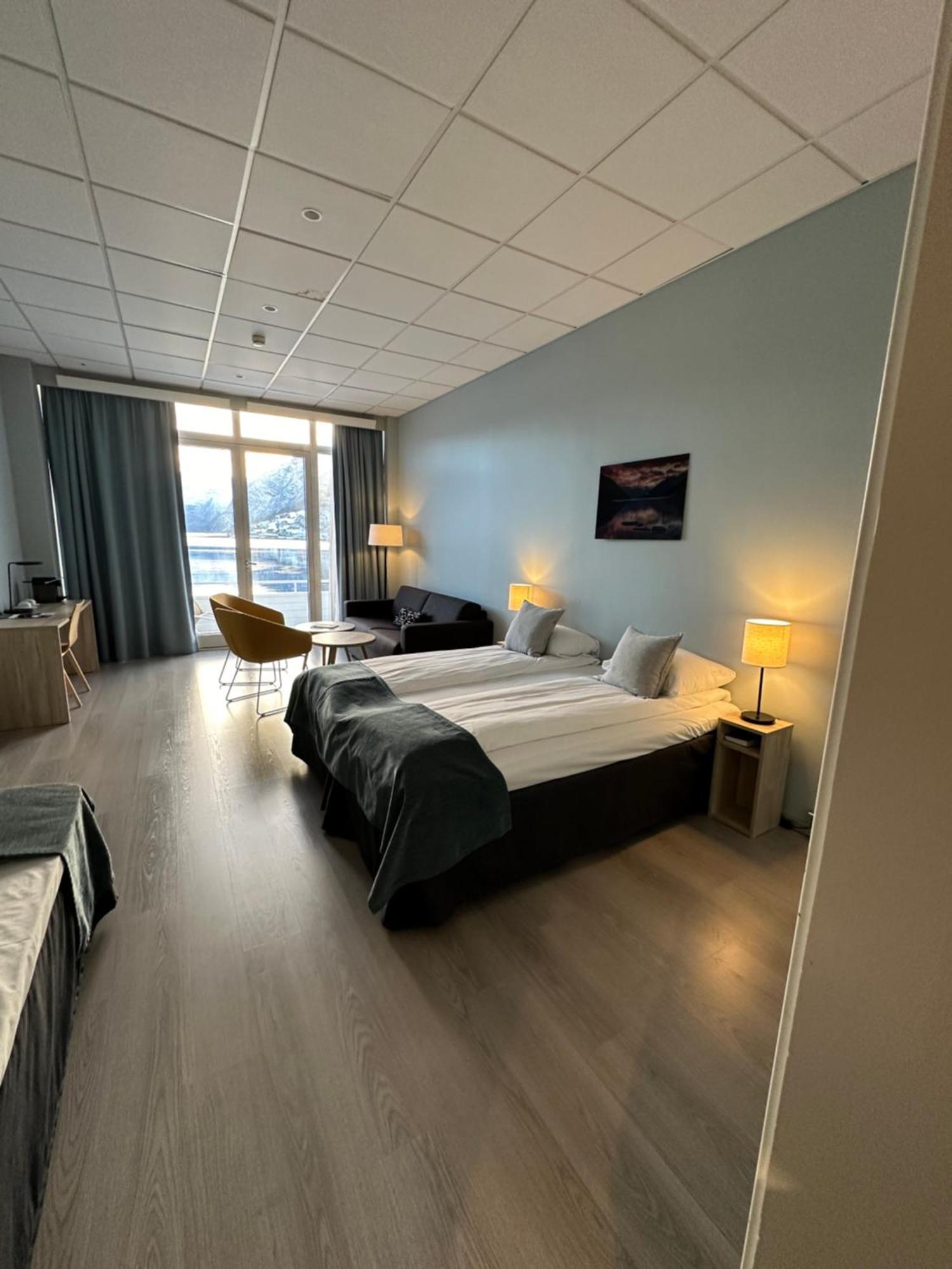 Brakanes Hotell 4*