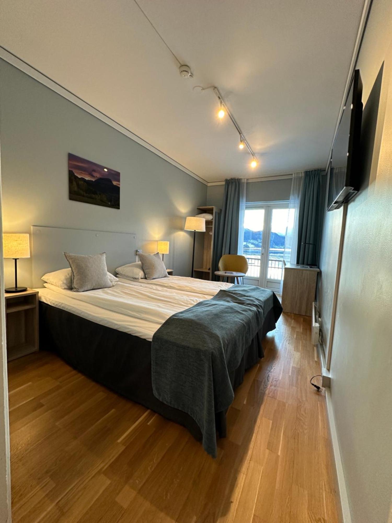 Brakanes Hotel 4*
